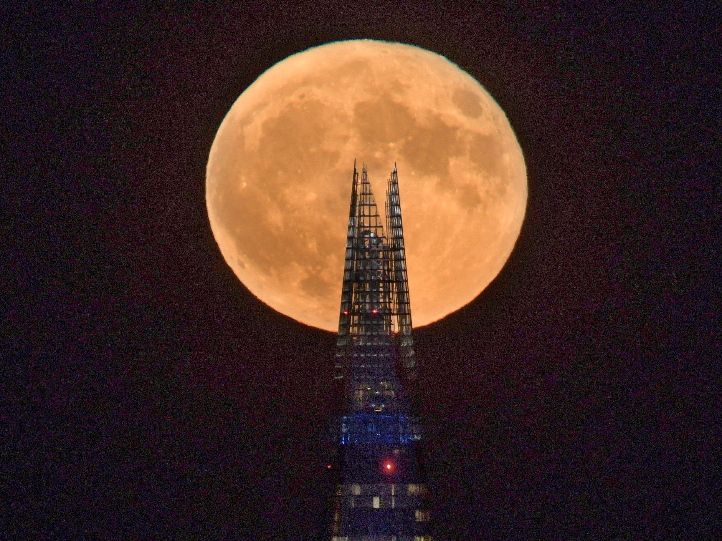 Superluna ¿Qué es el fenómeno de la luna llena de julio y cuándo
